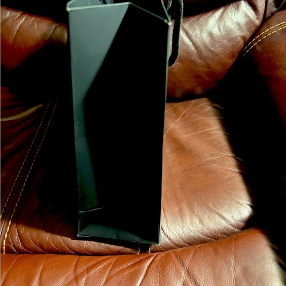 New Chanel Large Gift Bag Empty Paper Shopping Tote 13" x 11" - Picture 3 of 5